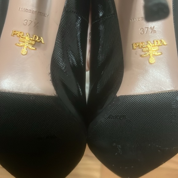 Prada shoes - Picture 4 of 5